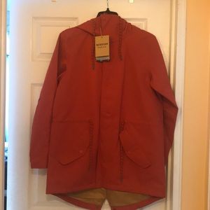 Chic and versatile waterproof rain coat